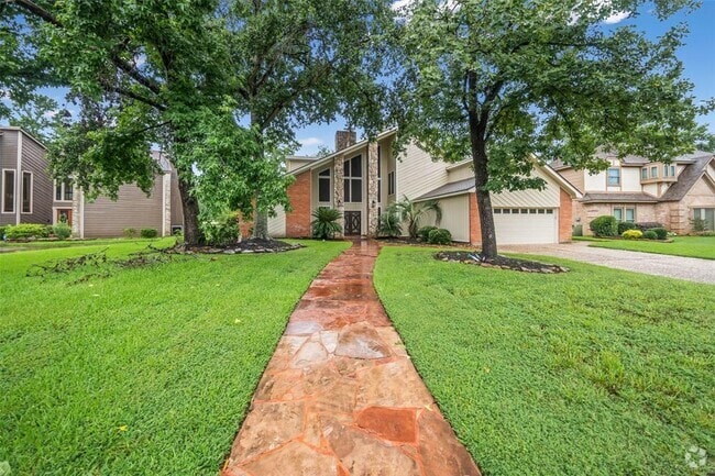 Building Photo - 8407 Rebawood Dr Rental