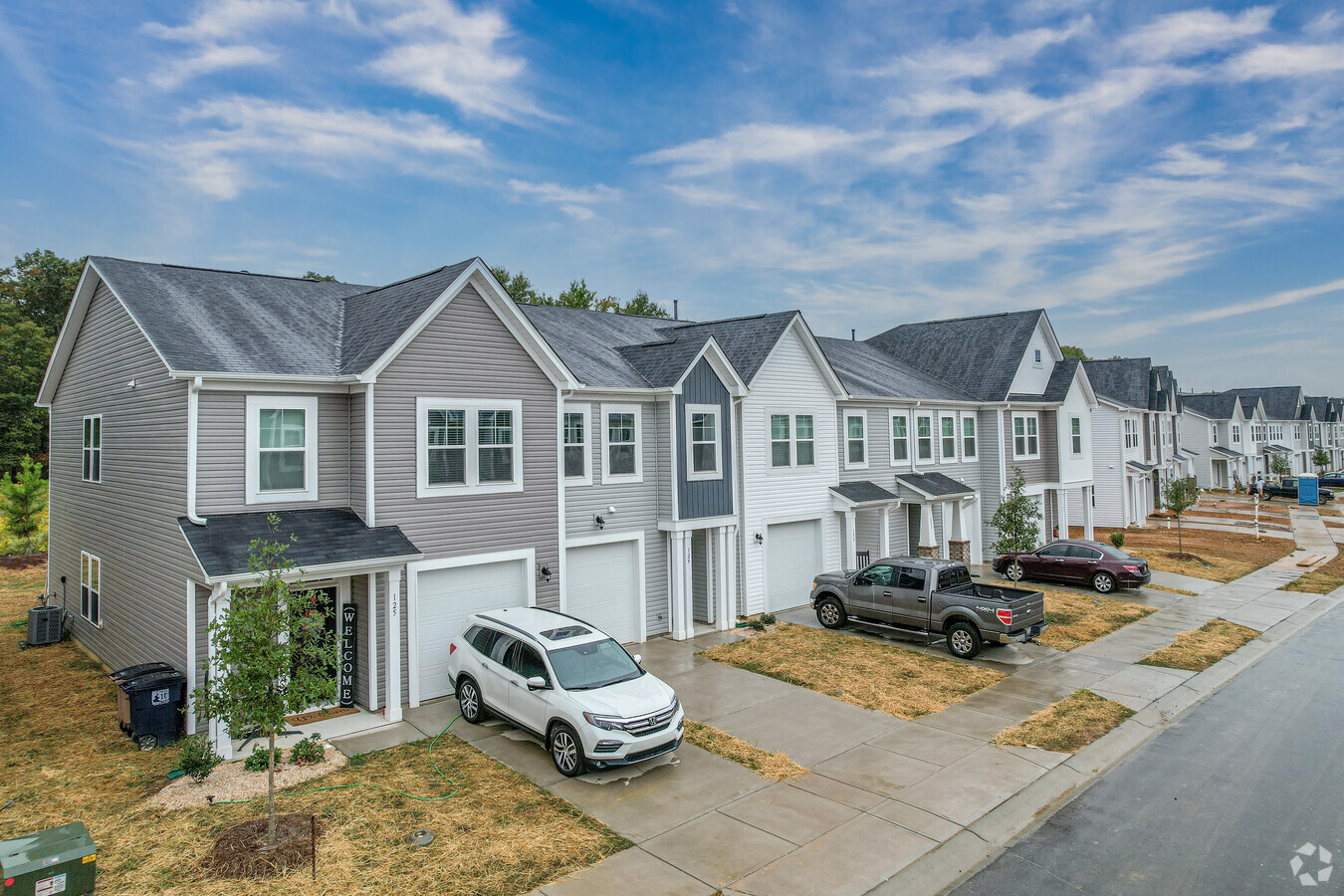Poplin Trace - Poplin Trace Townhomes