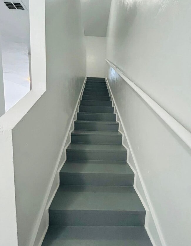 Photo - 3427 SW 28th Terrace Unit 3427 D