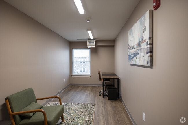 Sala de estudio - Hudson Heights Apartments