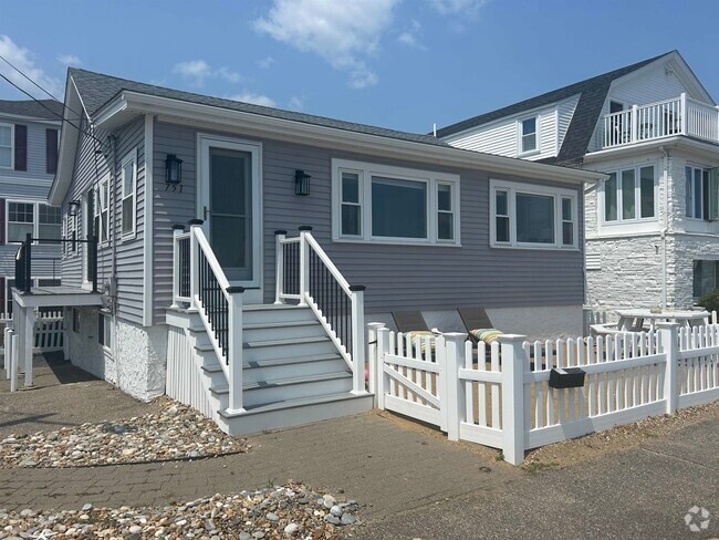 Building Photo - 751 Ocean Blvd Rental
