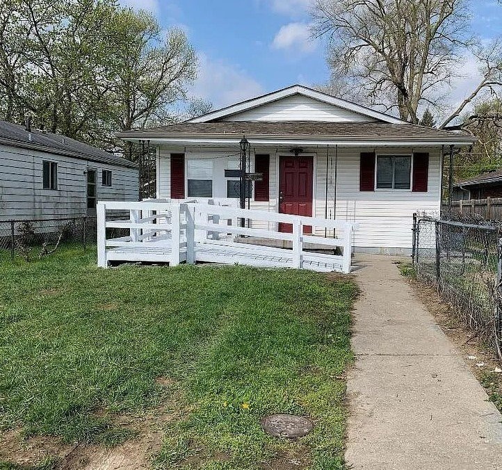 Photo - 2174 N Riley Ave