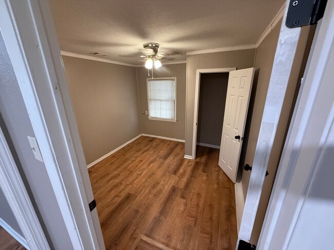 Photo - 1436 Sheppard St