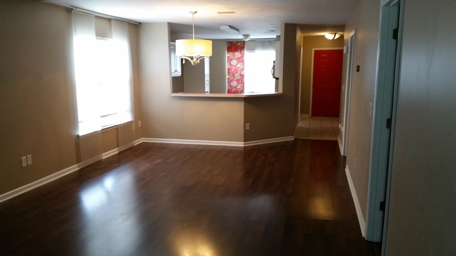 Photo - 946 Cammaron Way