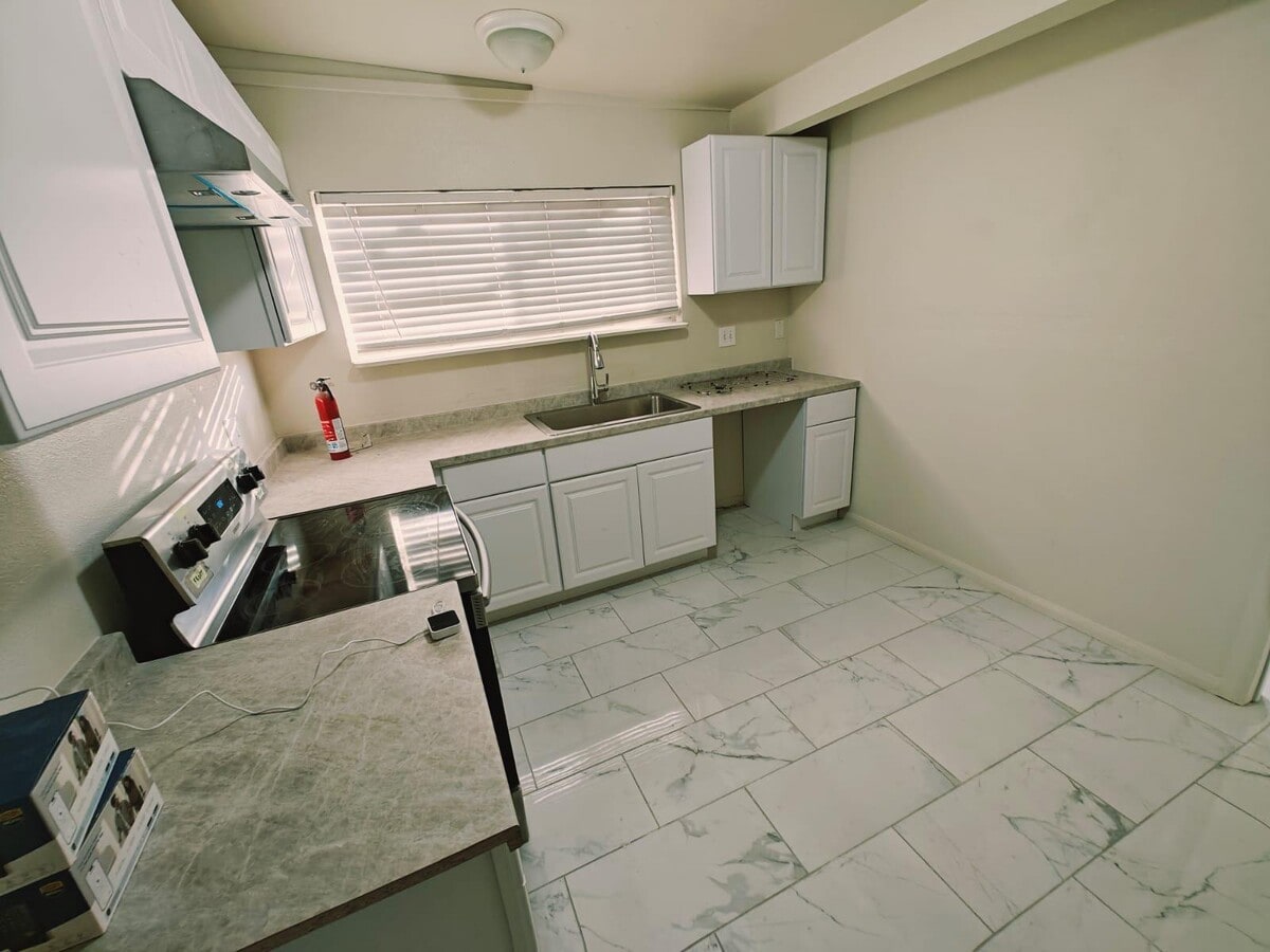 Photo - 4692 Randall Dr