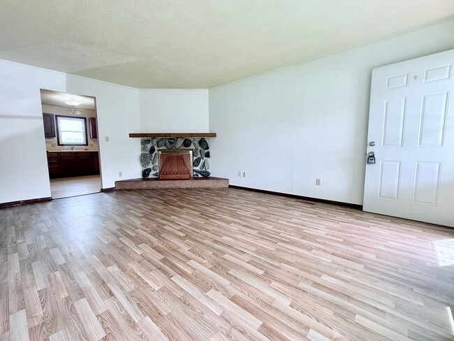 Photo - 204-206 Elm Street Unit 206 Elm Street