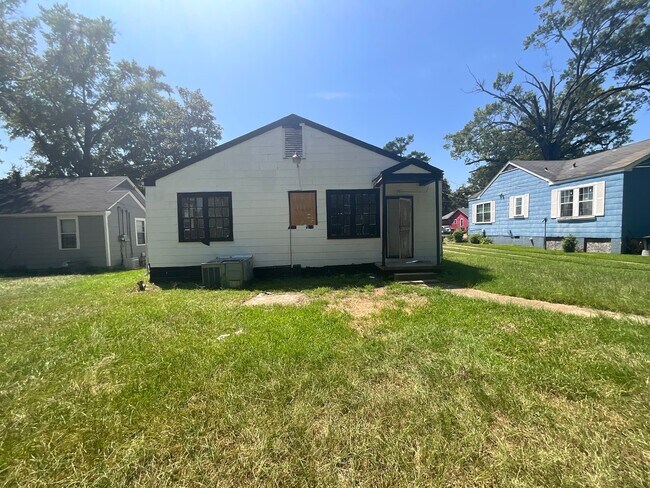 Photo - 354 Fredrica Ave