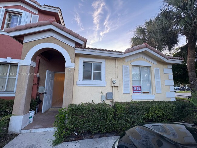 Building Photo - 4 SW 15th Rd Rental