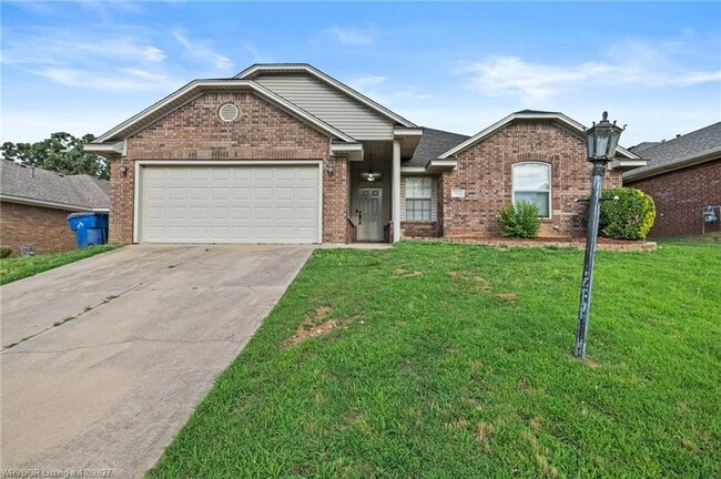 Building Photo - 7514 Red Pine Rental