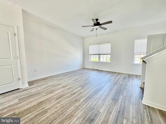 1066 Wickersham Wy