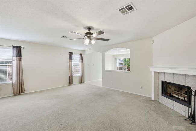 Photo - 3807 Haleys Way