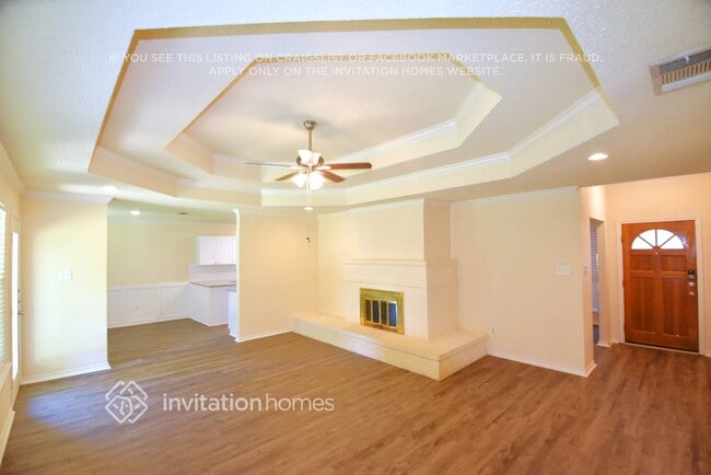 Photo - 6885 Hickory Hollow Ln