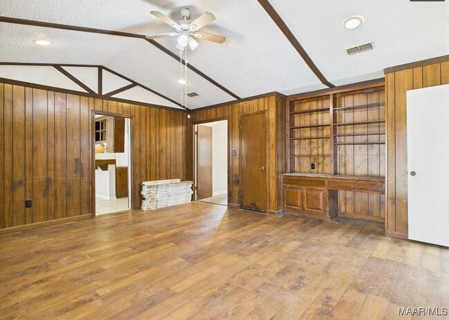 Photo - 3218 Riderwood Dr