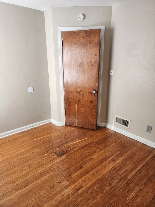 Photo - 2 Bed 1 Bath