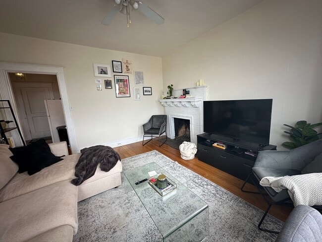 Photo - 1654 Massachusetts Ave Unidad 57