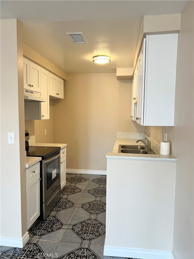 Photo - 1725 Neil Armstrong St