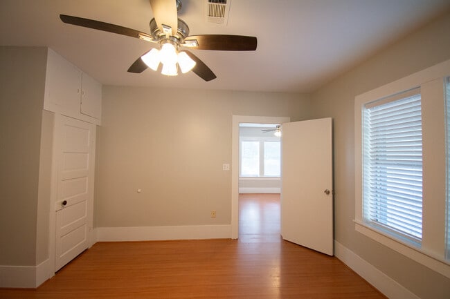 Photo - 421 W Fisher St