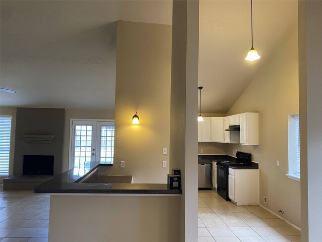 Photo - 623 Old Colony Dr