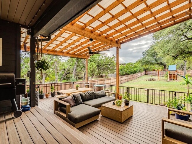 Photo - 17215 Oak Cliff Cir