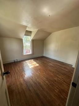2 Bed 1 Bath very close to UWEC available June 1st.