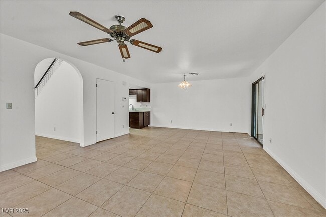 Photo - 3935 Tirana Way