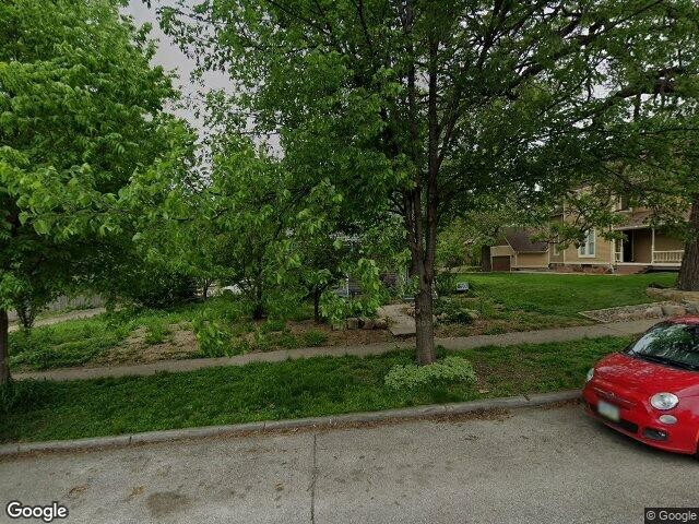 732 19th St
