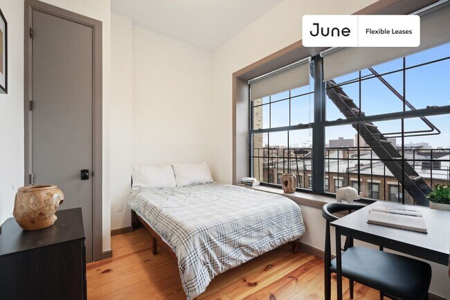 Trendy Private ROOM in Harlem
