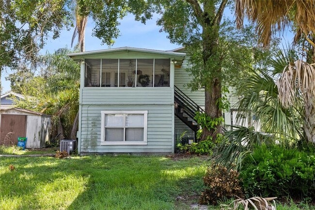 Photo - 128 W North St