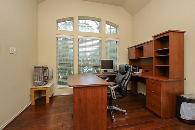 Photo - 14822 Yellow Begonia Dr