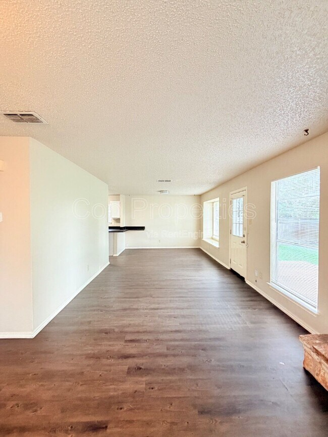 3126 Smoke Creek