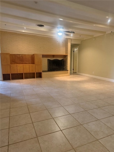 302 Montclair Dr