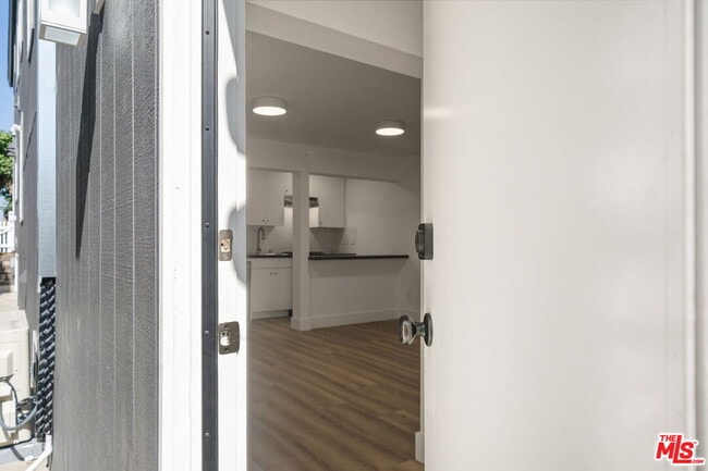 Photo - 6821 E Ocean Blvd Unit 1/2