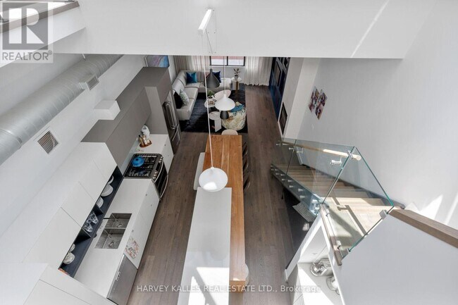Photo - 287 Richmond St E Unit 304