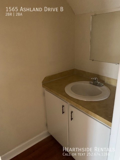 Photo - 1565 Ashland Dr