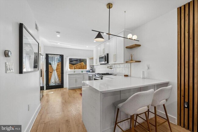 Photo - 2565 Tulip St