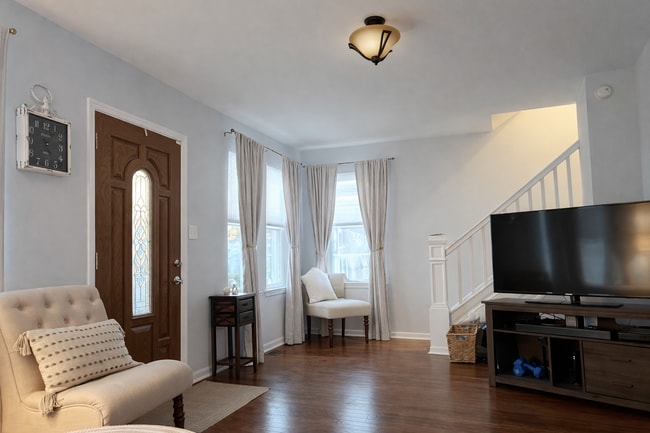 Photo - 209 Park Ave