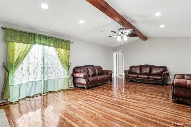 Photo - 39024 Faith Dr