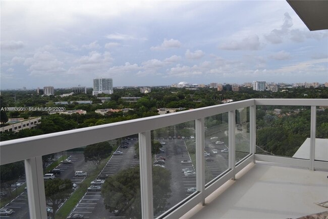 Building Photo - 2451 Brickell Ave Unit 12K