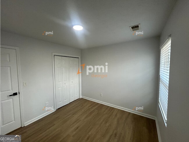 Photo - 304 Klinetop Dr