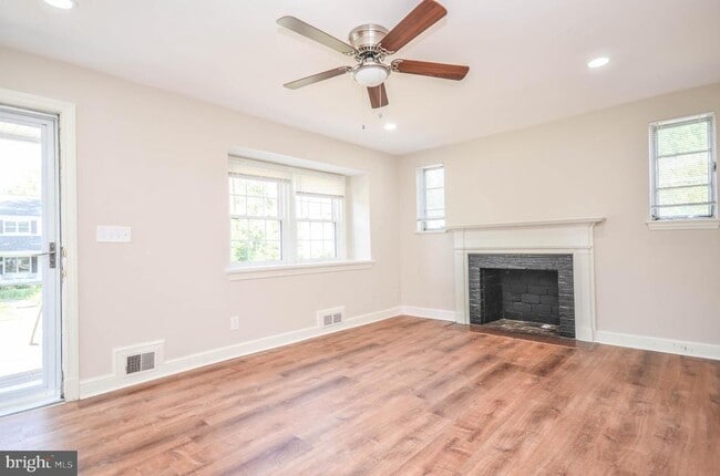 Building Photo - 9107 Lindale Dr Rental
