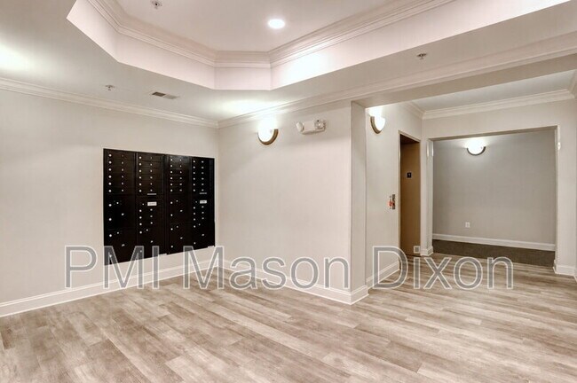 Photo - 5920 Great Star Dr Unit 204