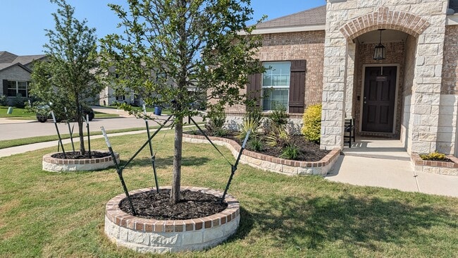 Photo - 1813 Acacia Dr