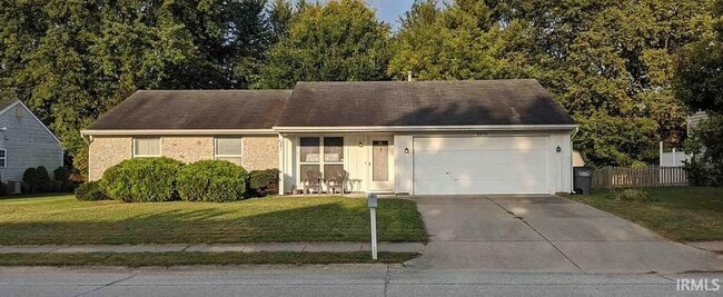 Building Photo - 2212 Wake Robin Dr