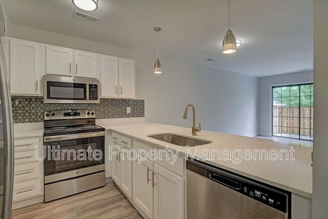 Photo - 1705 S 41st St