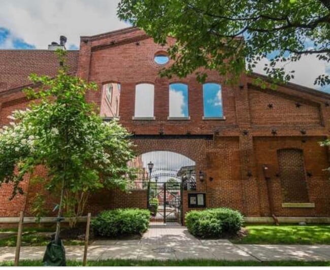 Photo - 1422 East Capitol St NE