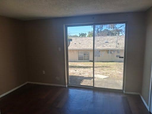 Photo - 6227 Harrison St