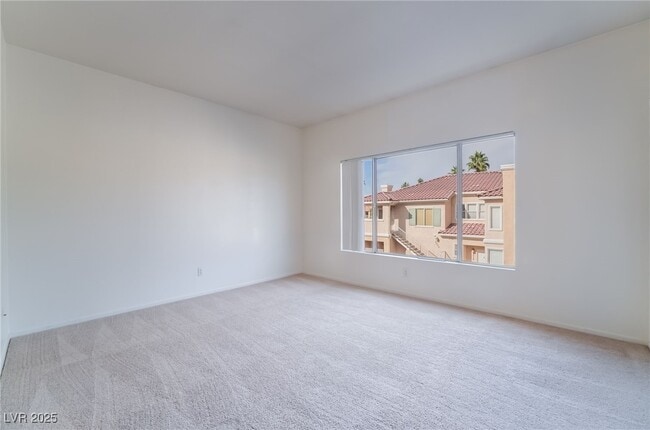 Photo - 251 S Green Valley Pkwy Unit 3921