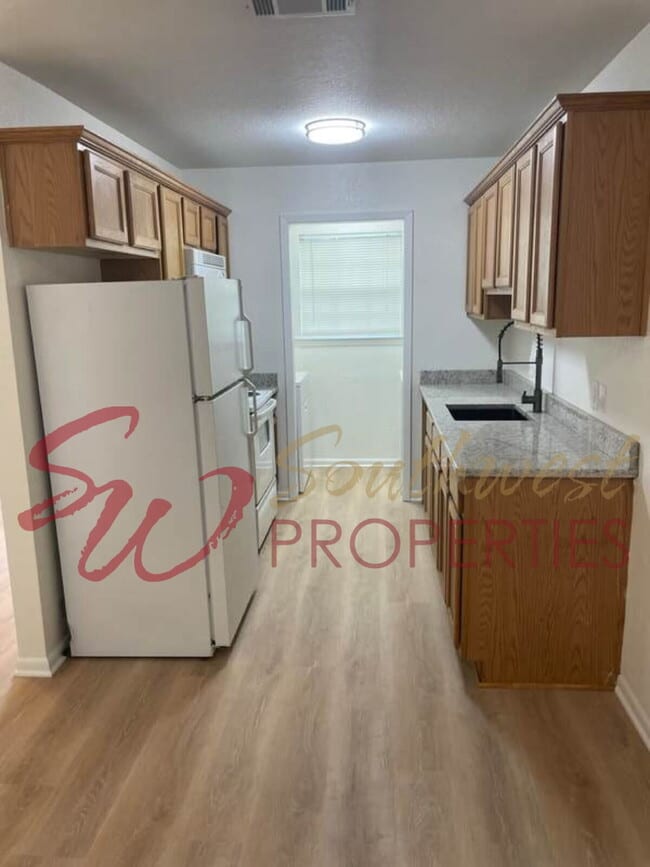 Photo - Charming, updated and bright home with private yard!