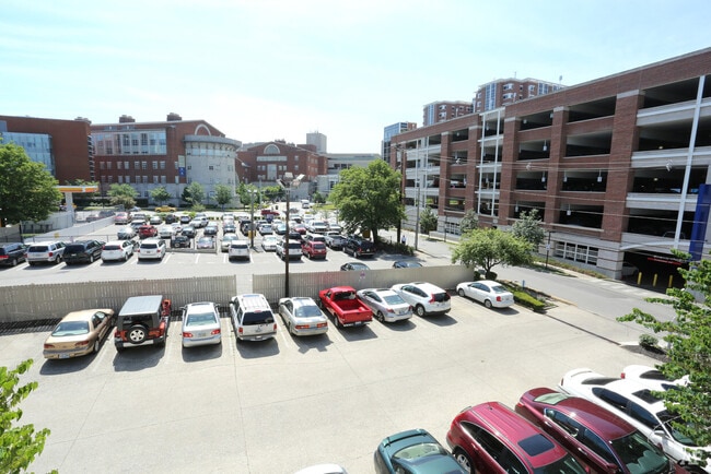 Parking Lot - Limestone Square/Medical Villas