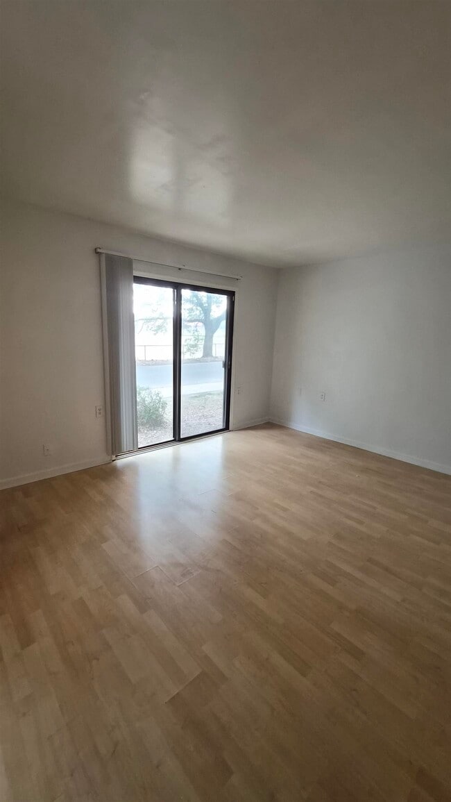 Photo - 329 Mabry St